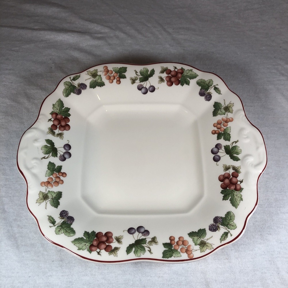 Wedgewood Queen's Ware Queenswear Province Square Platter Cake Plate